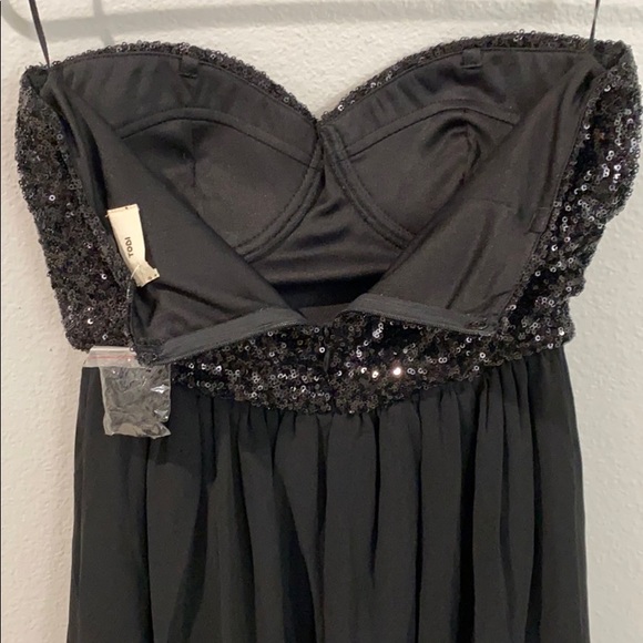 NWT Strapless Dress (straps included) - Picture 7 of 8